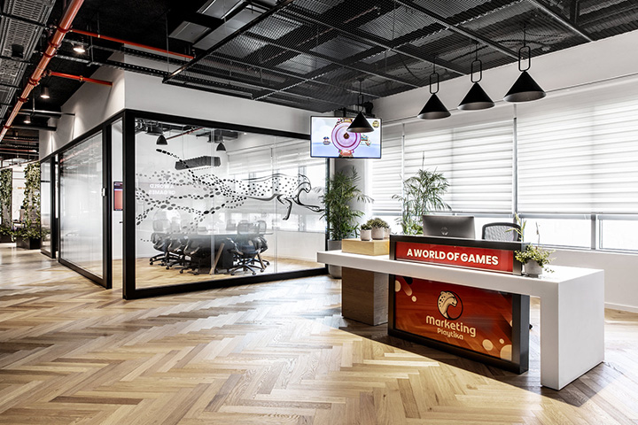 1400平綠色活力工業(yè)風(fēng)游戲公司辦公室前臺(tái)裝修設(shè)計(jì)實(shí)景圖 1400平綠色活力工業(yè)風(fēng)游戲公司辦公室前臺(tái)裝修設(shè)計(jì)實(shí)景圖