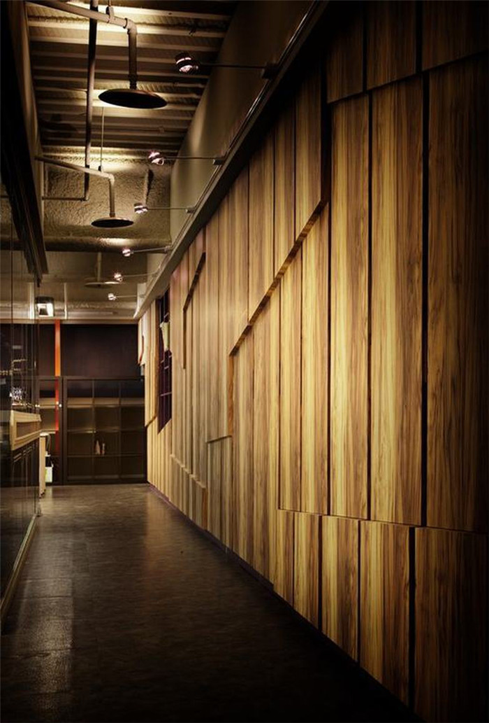 現(xiàn)代古典混搭風(fēng)平面設(shè)計公司辦公室背景墻裝修方案