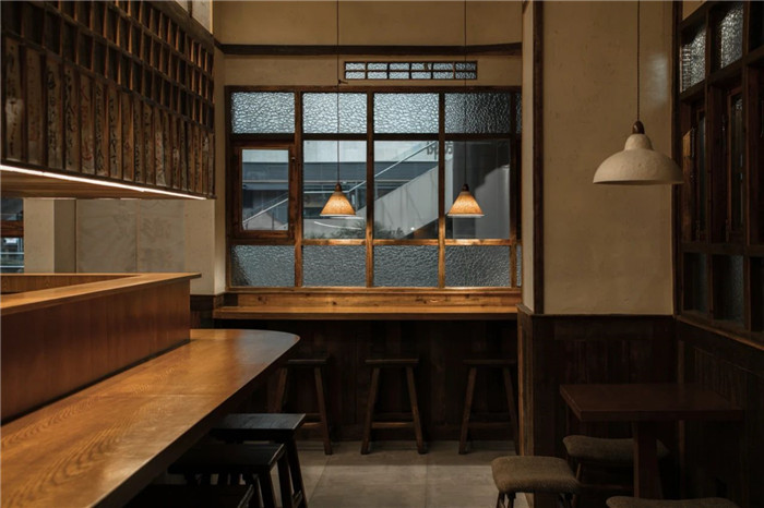 專業(yè)日料設(shè)計(jì)裝修公司推薦鄭州版深夜食堂裝修設(shè)計(jì)方案 專業(yè)日料設(shè)計(jì)裝修公司推薦鄭州版深夜食堂裝修設(shè)計(jì)方案