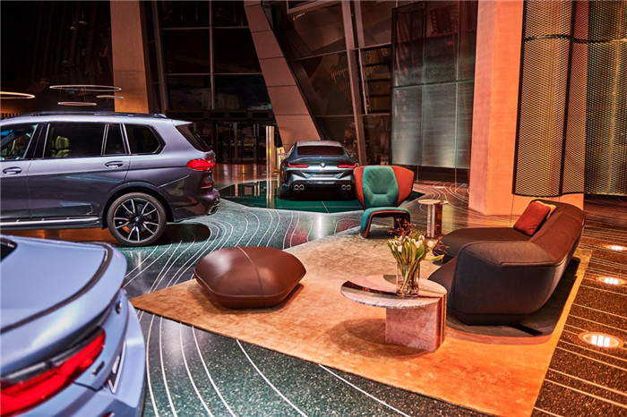 炫酷的寶馬7系汽車展廳裝修設(shè)計方案 炫酷的寶馬7系汽車展廳裝修設(shè)計方案