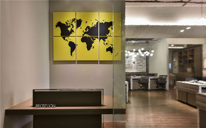 鄭州高端國際金融公司辦公室前臺裝修實(shí)景圖 鄭州高端國際金融公司辦公室前臺裝修實(shí)景圖