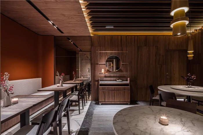 四川吳抄手混搭風(fēng)特色川菜館裝修設(shè)計實(shí)景圖 四川吳抄手混搭風(fēng)特色川菜館裝修設(shè)計實(shí)景圖