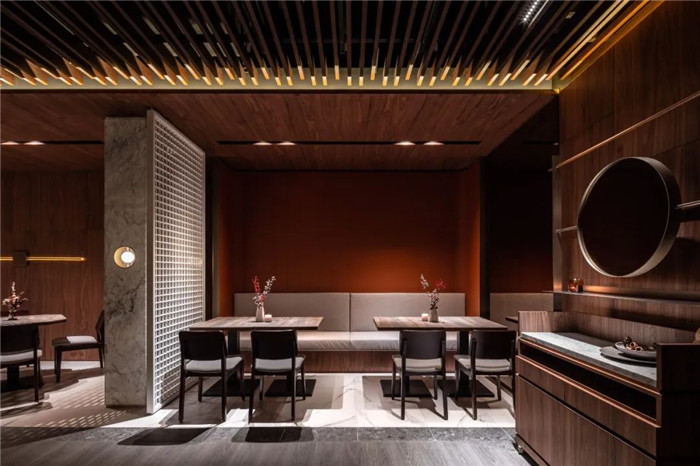 四川吳抄手混搭風(fēng)特色川菜館裝修設(shè)計方案 四川吳抄手混搭風(fēng)特色川菜館裝修設(shè)計方案