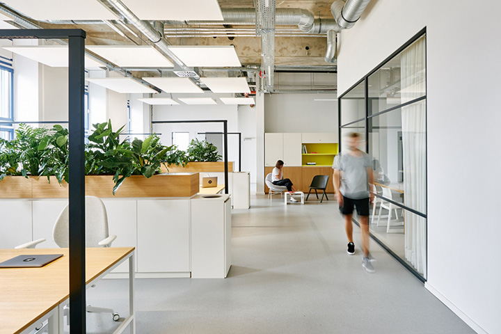 極簡LOFT風(fēng)年輕的軟件初創(chuàng)公司辦公室裝修設(shè)計(jì)圖