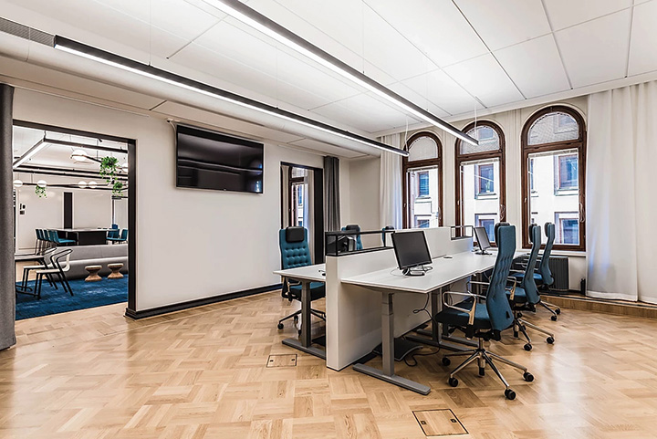 時(shí)尚優(yōu)雅的Vainu軟件公司辦公室辦公區(qū)改造設(shè)計(jì)裝修方案 時(shí)尚優(yōu)雅的Vainu軟件公司辦公室辦公區(qū)改造設(shè)計(jì)裝修方案