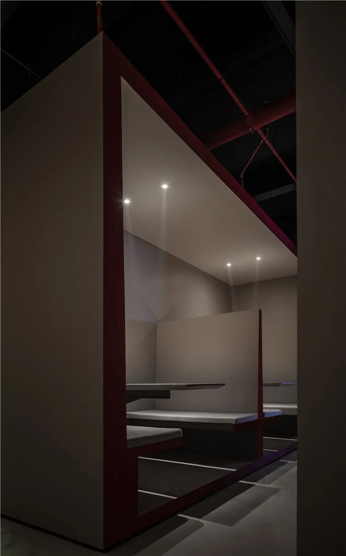 鄭州燒烤店裝修不走尋常路  文藝范燒烤店看起來！