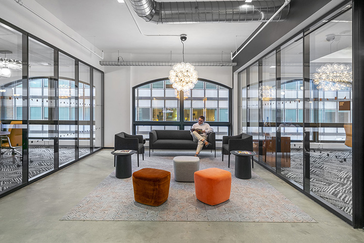 時(shí)尚靈動(dòng)的財(cái)富商業(yè)雜志公司辦公室休閑區(qū)裝修設(shè)計(jì)方案 時(shí)尚靈動(dòng)的財(cái)富商業(yè)雜志公司辦公室休閑區(qū)裝修設(shè)計(jì)方案