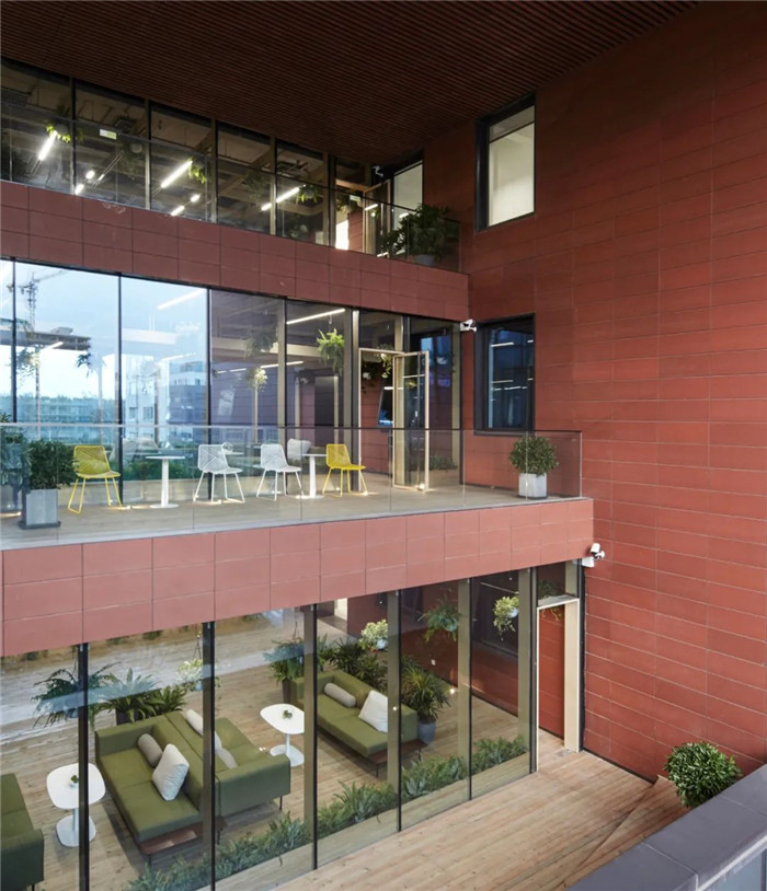 vivo手機北京研發(fā)中心獨棟辦公樓花園露臺裝修設(shè)計方案