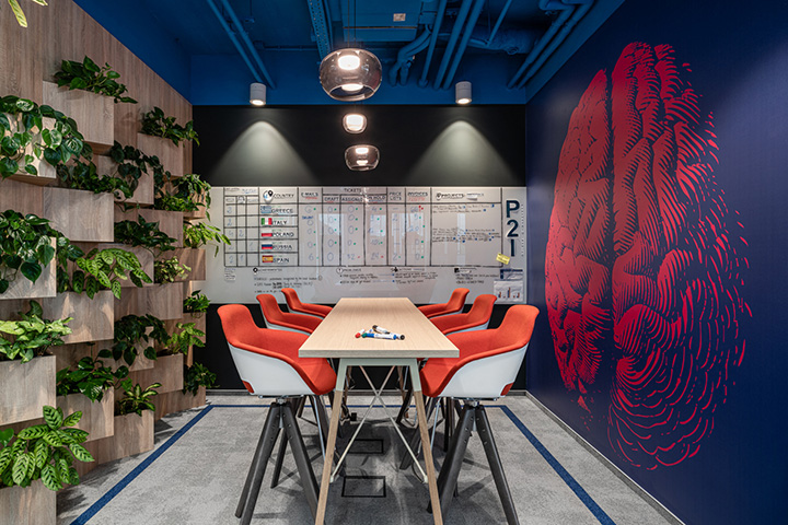 鄭州辦公室裝修玩轉(zhuǎn)色彩 涂料公司創(chuàng)意辦公室小型會(huì)議室裝修方案 鄭州辦公室裝修玩轉(zhuǎn)色彩 涂料公司創(chuàng)意辦公室小型會(huì)議室裝修方案