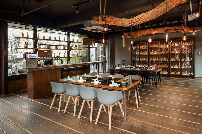 音樂+啤酒+燒烤一站式特色燒烤餐廳用餐區(qū)裝修設(shè)計方案 音樂+啤酒+燒烤一站式特色燒烤餐廳用餐區(qū)裝修設(shè)計方案