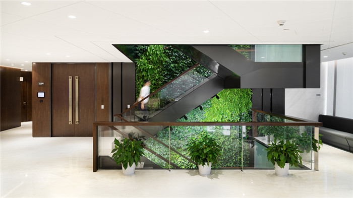 中建八局9000平高端中式總部辦公室樓梯裝修設(shè)計(jì)案例 中建八局9000平高端中式總部辦公室樓梯裝修設(shè)計(jì)案例