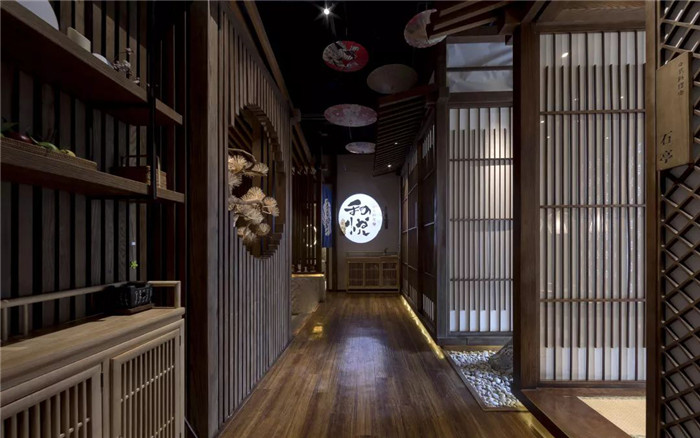 鄭州靠譜的裝修公司推薦超美的高端日料餐廳隔斷裝修案例 鄭州靠譜的裝修公司推薦超美的高端日料餐廳隔斷裝修案例