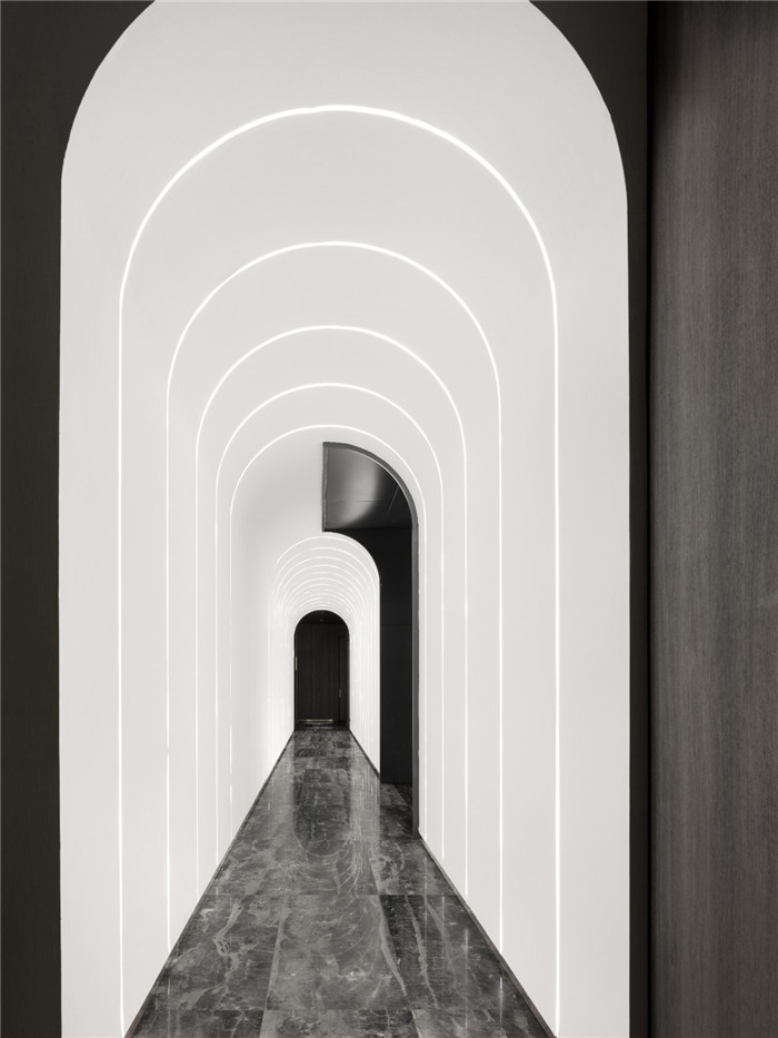 創(chuàng)意走廊設(shè)計(jì)-鄭州現(xiàn)代時(shí)尚中餐廳裝修設(shè)計(jì)案例