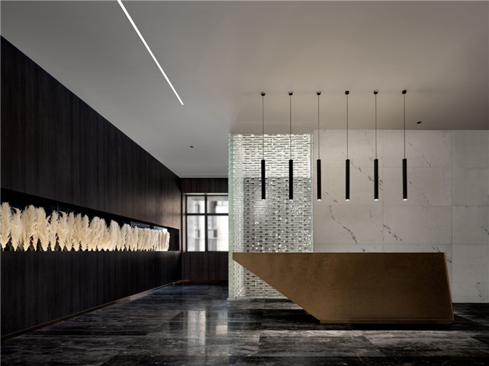 二樓餐廳接待臺(tái)設(shè)計(jì)-鄭州現(xiàn)代時(shí)尚中餐廳裝修設(shè)計(jì)案例