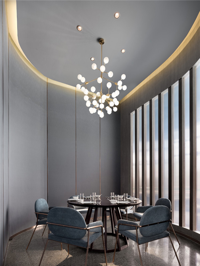 6人小型餐廳包房設(shè)計(jì)-鄭州現(xiàn)代時(shí)尚中餐廳裝修設(shè)計(jì)案例