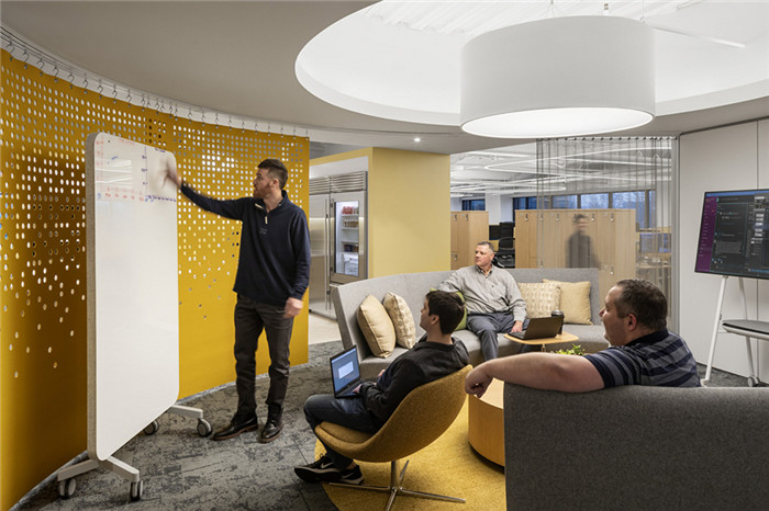 鄭州金融辦公室裝修公司推薦FactSet金融辦公室裝修設(shè)計案例 鄭州金融辦公室裝修公司推薦FactSet金融辦公室裝修設(shè)計案例