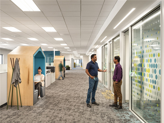 多元化辦公裝修設(shè)計(jì)-靈活高效的生物制藥公司總部寫字樓裝修設(shè)計(jì)方案