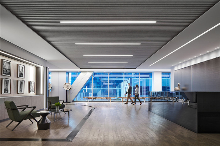 接待大廳裝修設(shè)計(jì)-如藝術(shù)畫廊般高品質(zhì)房地產(chǎn)開發(fā)公司辦公樓裝修方案