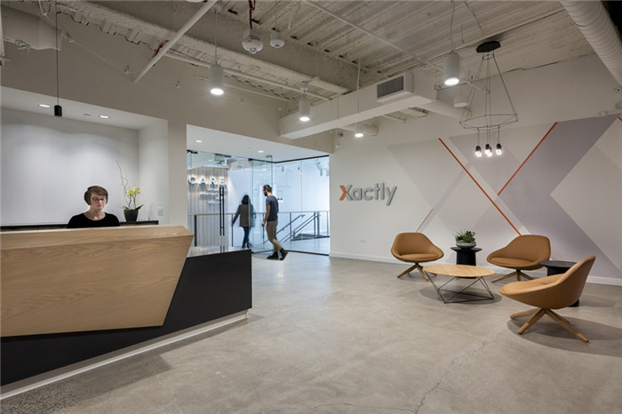 前臺接待區(qū)裝修設(shè)計-鄭州辦公室裝修公司推薦Xactly科技公司辦公室裝修 前臺接待區(qū)裝修設(shè)計-鄭州辦公室裝修公司推薦Xactly科技公司辦公室裝修