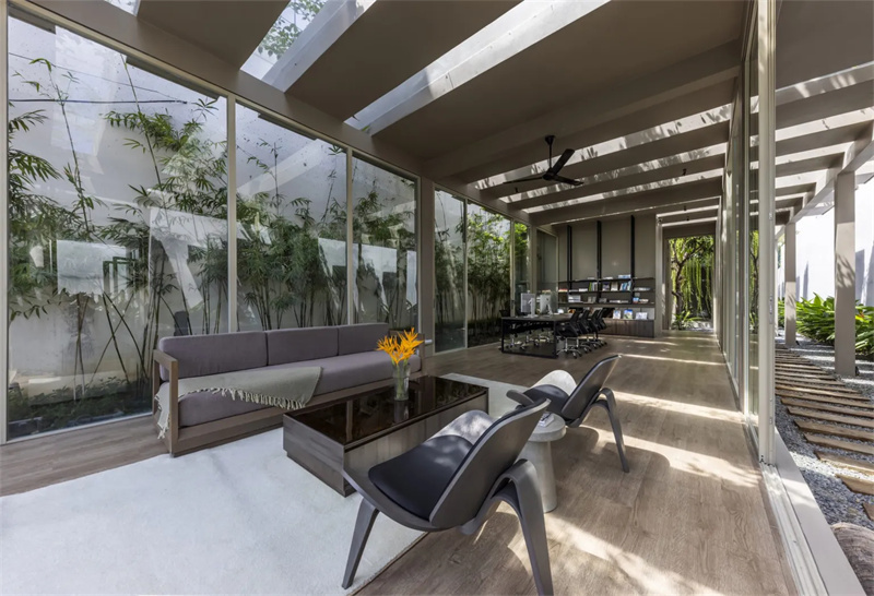 鄭州辦公室裝修|幼兒園裝修設(shè)計(jì)|教育培訓(xùn)裝修|售樓部裝修|酒店餐廳裝修設(shè)計(jì)-深圳宏鈺堂裝飾鄭州分公司 鄭州辦公室裝修|幼兒園裝修設(shè)計(jì)|教育培訓(xùn)裝修|售樓部裝修|酒店餐廳裝修設(shè)計(jì)-深圳宏鈺堂裝飾鄭州分公司